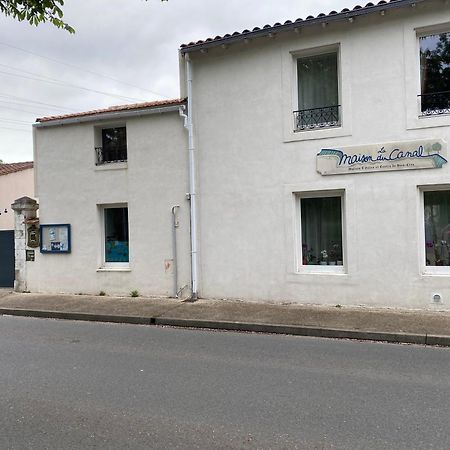 La Maison Du Canal De Rompsay - 5 Min De La Rochelle Bed & Breakfast Périgny Eksteriør bilde
